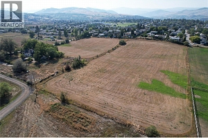 975 25 Avenue - Photo 61