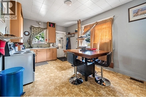 975 25 Avenue - Photo 7