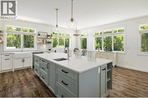 6984 Highway 6 - Photo 14