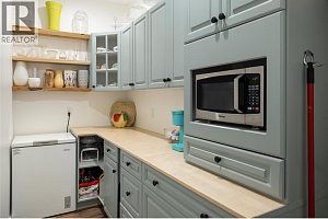 6984 Highway 6 - Photo 17