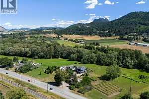 6984 Highway 6 - Photo 81