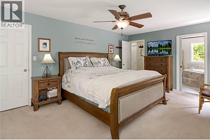 4692 GORDON Drive - Photo 16