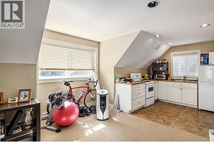 2209 Woodlawn Street - Photo 27