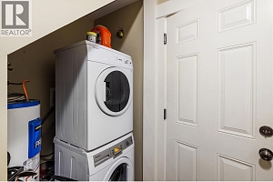 2209 Woodlawn Street - Photo 32