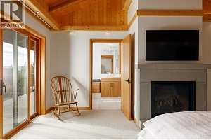 8100, 8104 Silver Star Road - Photo 43