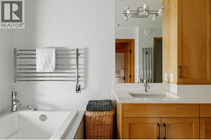 8100, 8104 Silver Star Road - Photo 45