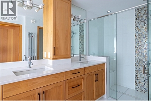 8100, 8104 Silver Star Road - Photo 46