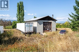 4596 Back Enderby Road - Photo 8