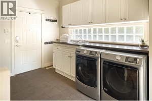 529 KNOWLES Road - Photo 32