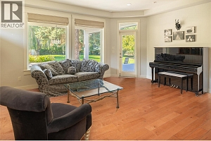 529 KNOWLES Road - Photo 9