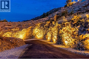 146 Timberline Road - Photo 4