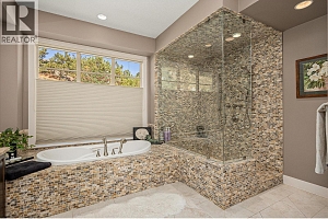 5165 Trepanier Bench Road Unit# 205 - Photo 30