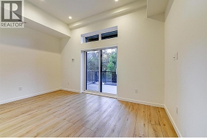 660 Cawston Avenue N Unit# 106 - Photo 12