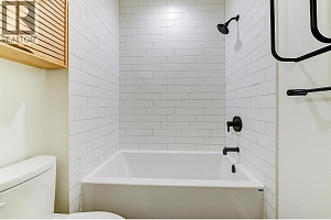 660 Cawston Avenue N Unit# 106 - Photo 19