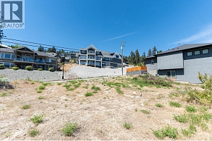 6473 Renfrew Road - Photo 10