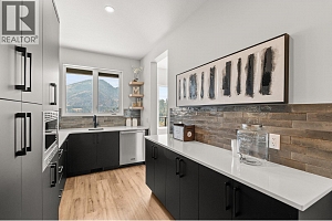 901 Melrose Street - Photo 25