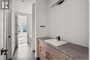 901 Melrose Street - Photo 71