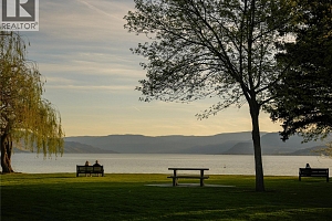 610 Barrera Road - Photo 3