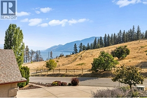 6555 Sherburn Road - Photo 32