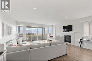 2612 Paramount Drive - Photo 5