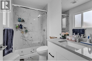 4210 17 Avenue - Photo 11