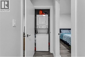 4210 17 Avenue - Photo 8