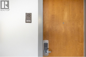 4205 Gellatly Road Unit# 301 - Photo 34