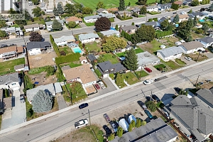 420 Hardie Road - Photo 41