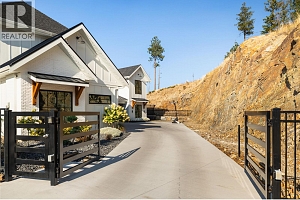 5635 UPPER MISSION Court - Photo 65