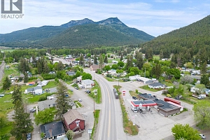 5661 97 Highway - Photo 3