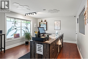 5661 97 Highway - Photo 7