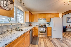 3508 24A Avenue - Photo 10