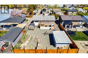 3508 24A Avenue - Photo 2