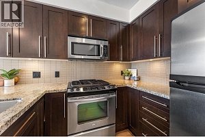 1075 Sunset Drive Unit# 1404 - Photo 7