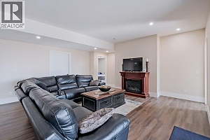 7839 Falcon Ridge Crescent - Photo 24