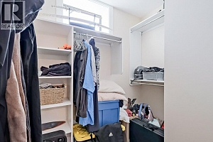 7839 Falcon Ridge Crescent - Photo 32