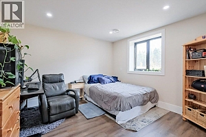 7839 Falcon Ridge Crescent - Photo 35