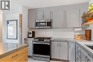 1525 Hollywood Road S - Photo 13