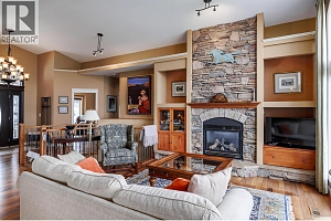 370 Sandpiper Street - Photo 4