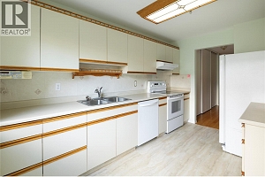 1045 Sutherland Avenue Unit# 115B - Photo 10