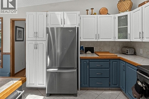 832 Montigny Road - Photo 14