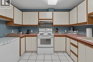 832 Montigny Road - Photo 42