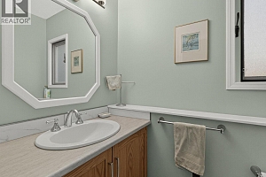 832 Montigny Road - Photo 46