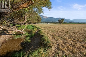 6619 Highway 97A Highway N - Photo 24