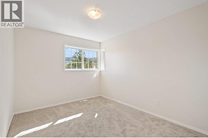 398 McTavish Road - Photo 15