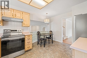 398 McTavish Road - Photo 4