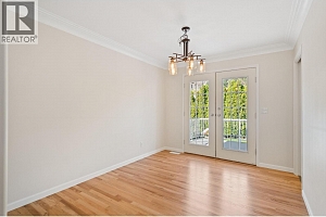 398 McTavish Road - Photo 5