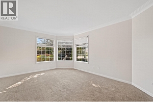 398 McTavish Road - Photo 7