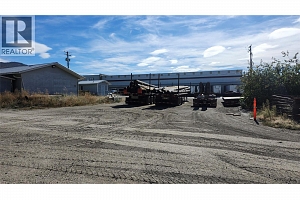 4280 Spallumcheen Drive - Photo 3