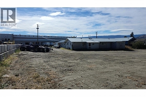 4280 Spallumcheen Drive - Photo 6